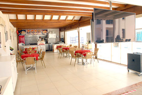 Queen Residence By Important Group Travel