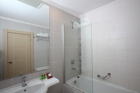 Royal Arena Resort & Spa Hotel