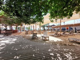 Kefi Beach & Suites