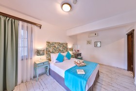 Mare Garden Hotel