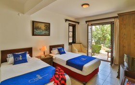 Mare Garden Hotel