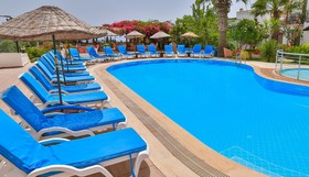 Mare Garden Hotel