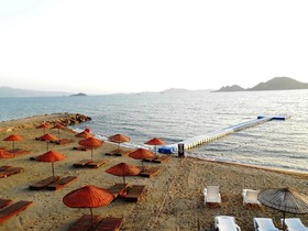 Maira Deluxe Resort Hotel