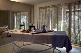 Maira Deluxe Resort Hotel