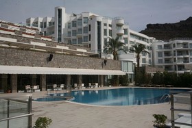 Maira Deluxe Resort Hotel