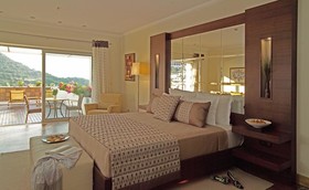 Maira Deluxe Resort Hotel