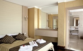 Maira Deluxe Resort Hotel