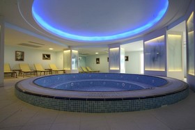 Maira Deluxe Resort Hotel