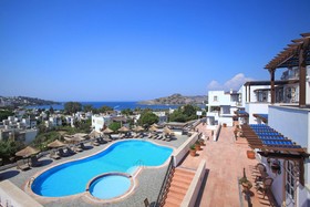 Elementa Boutique Hotel