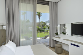 Yalikavak Marina Hotel by Social Living Collection