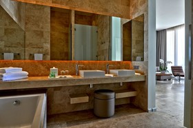 Yalikavak Marina Hotel by Social Living Collection