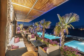 Highend Hotel & Residance