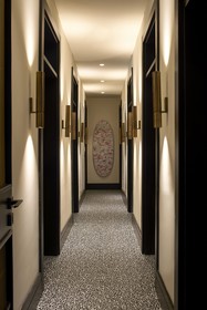 Highend Hotel & Residance