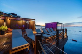 Highend Hotel & Residance