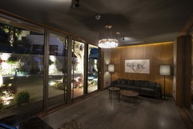 Highend Hotel & Residance