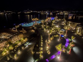 Highend Hotel & Residance