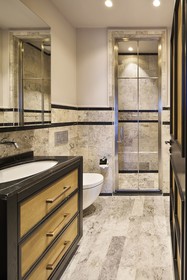 Highend Hotel & Residance