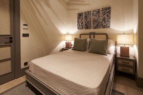 Highend Hotel & Residance