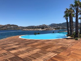 Highend Hotel & Residance