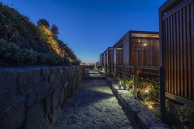 Highend Hotel & Residance