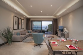 Highend Hotel & Residance