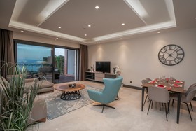 Highend Hotel & Residance