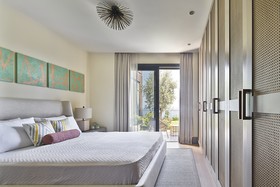 Highend Hotel & Residance