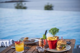 Highend Hotel & Residance