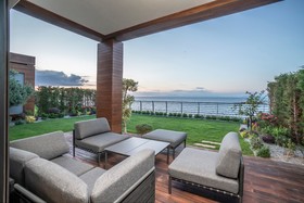 Highend Hotel & Residance