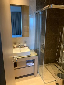 Highend Hotel & Residance