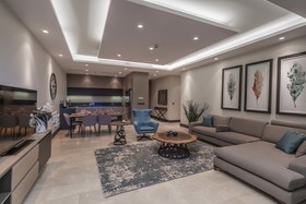 Highend Hotel & Residance