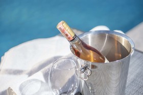 Highend Hotel & Residance