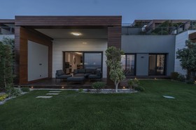 Highend Hotel & Residance