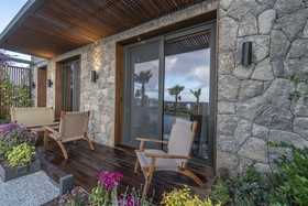 Highend Hotel & Residance