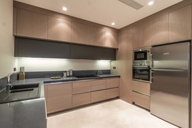 Highend Hotel & Residance