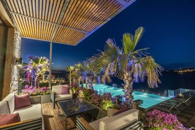 Highend Hotel & Residance