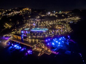 Highend Hotel & Residance