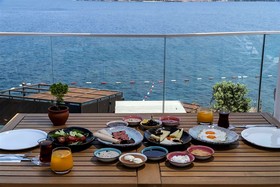 Highend Hotel & Residance