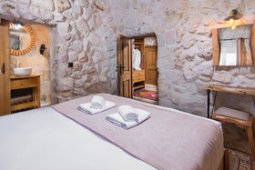 Cavusin Stone House