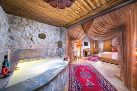 Cavusin Stone House