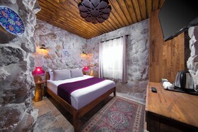 Cavusin Stone House