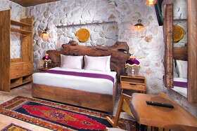 Cavusin Stone House