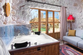 Cavusin Stone House
