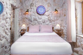 Cavusin Stone House