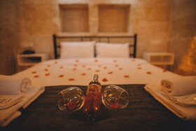 Daphne Cave Hotel