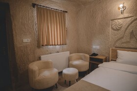 Daphne Cave Hotel
