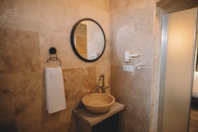 Daphne Cave Hotel