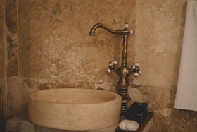 Daphne Cave Hotel