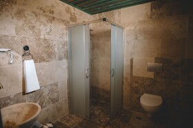 Daphne Cave Hotel