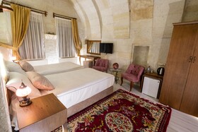 Mesken Cave Suites